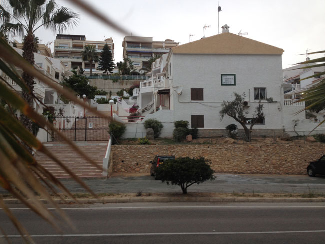 Lägenheten sett från hotellet Cabo Cervera